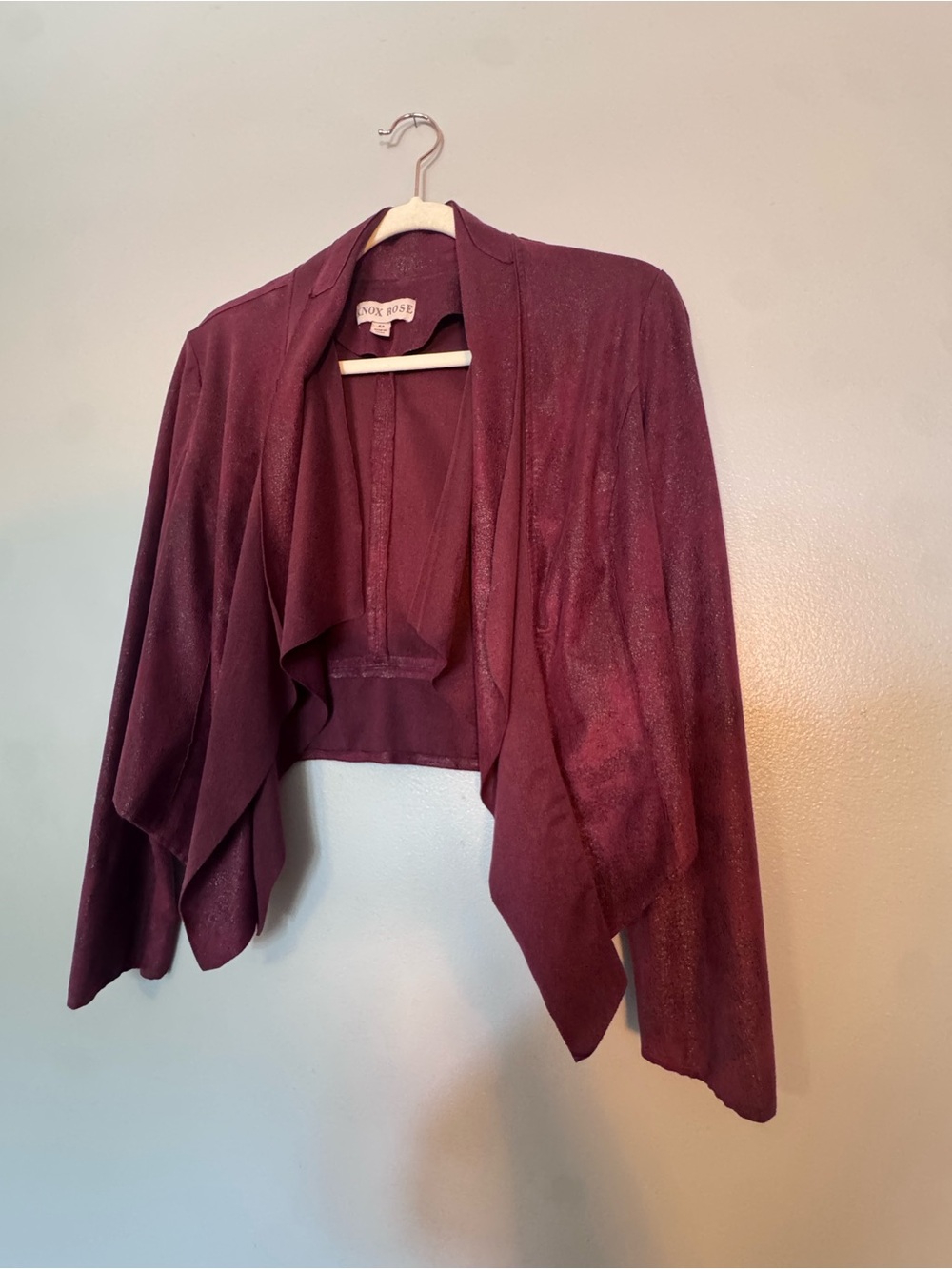 Knox Rose Open-Front Draped Shrug in Wine